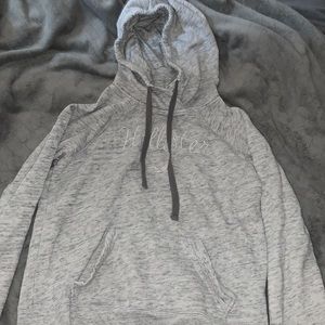 grey hollister sweater size:S